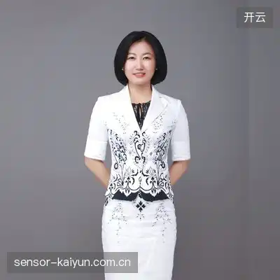 张芳